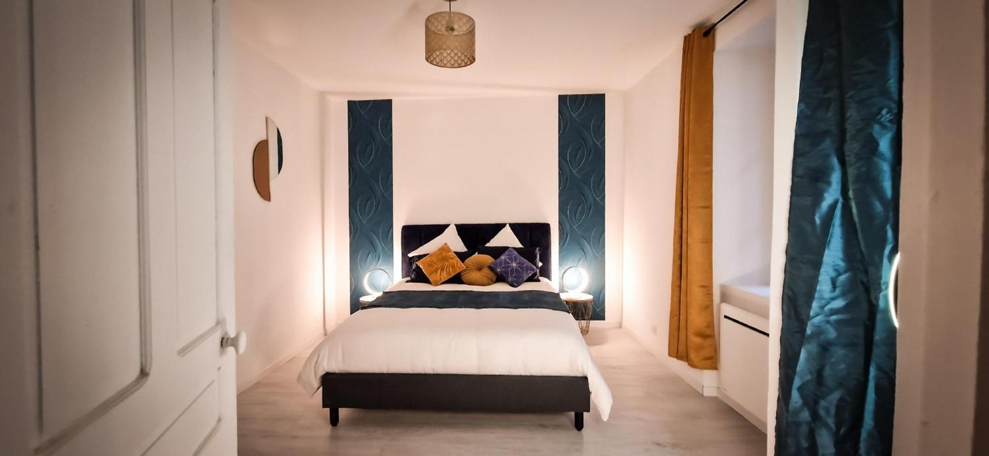 L'Art Deco 3 Etoiles Wifi, Netflix, Disney, Coeur De Bastide Villefranche-de-Rouergue Luaran gambar